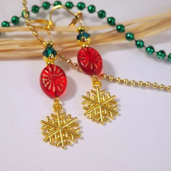 Handmade Christmas Earrings - Picture 1 of 5